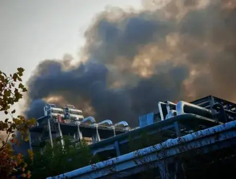 突发！山东一化工厂发生爆炸