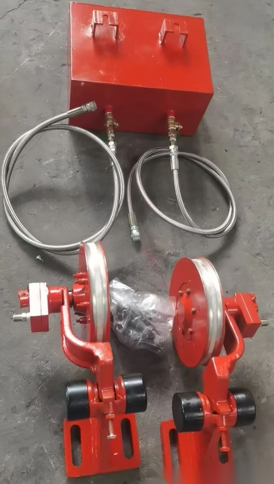 什么是起重机轨道涂油器?作用与优缺点解析 配图